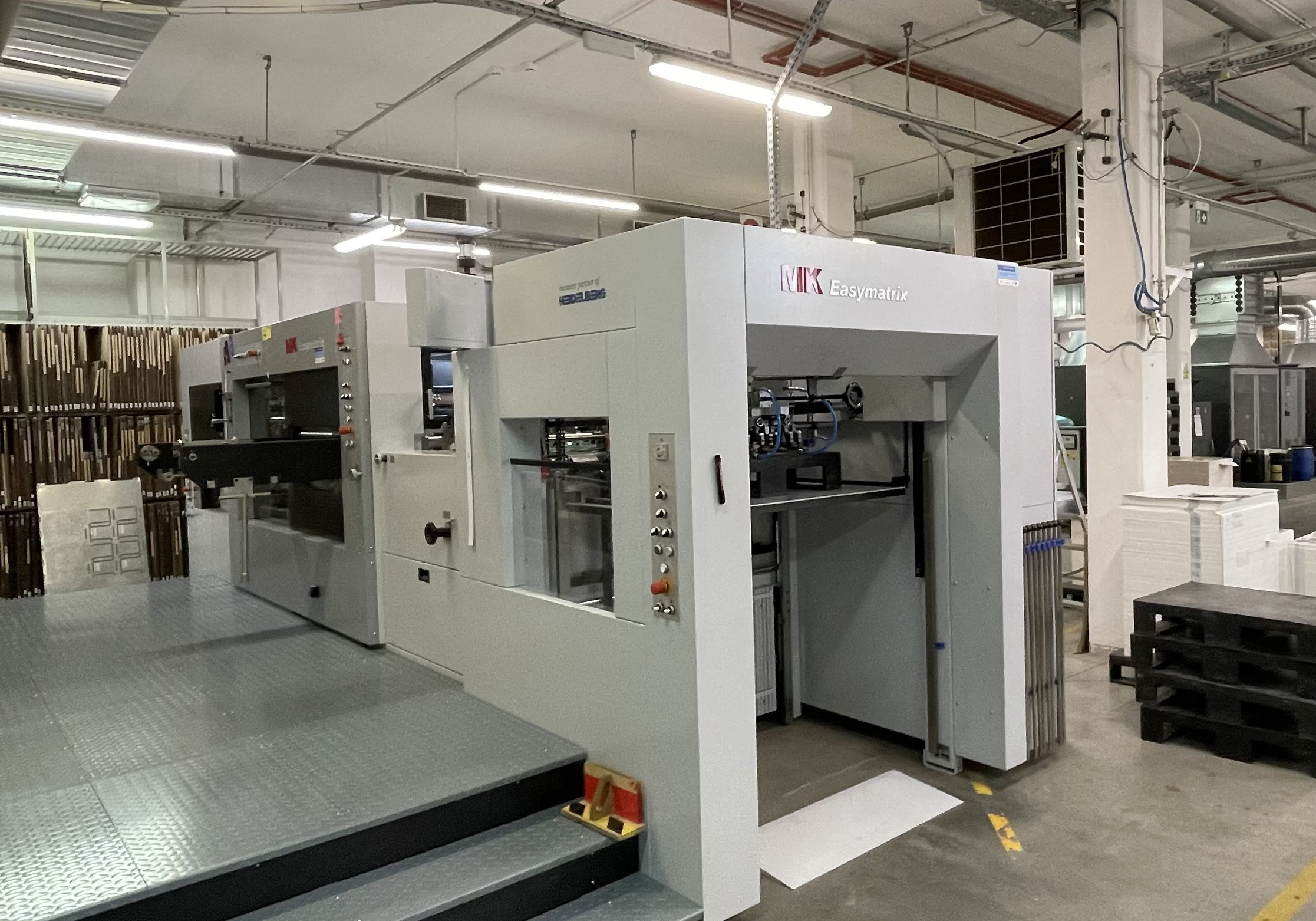 zdjęcie przedstawia maszynę MK Easymatrix